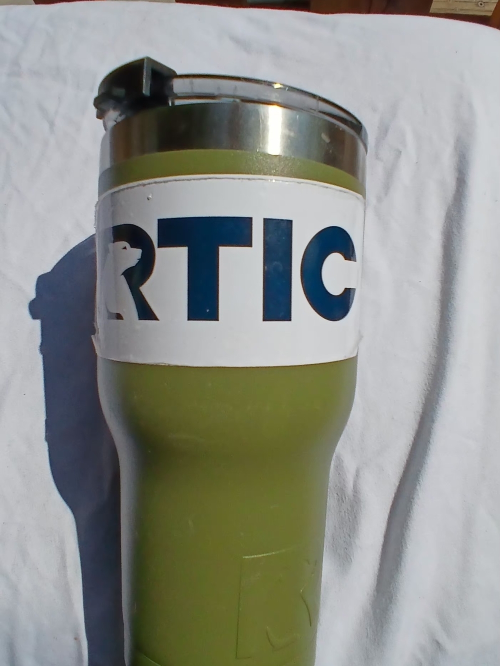 Yeti Olive Green Stainless Travel Tumbler with Clear Lid